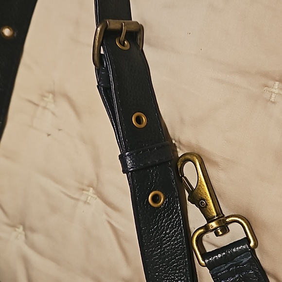 The Wanderers Travel Co "Santorini" Navy Leather NWT Xbody (from Australia) - Picture 12 of 17